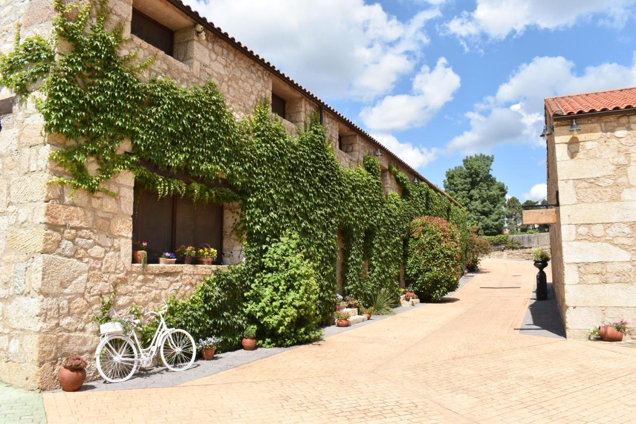 Hotel Rural A Velha Fabrica Valverde del Fresno Esterno foto
