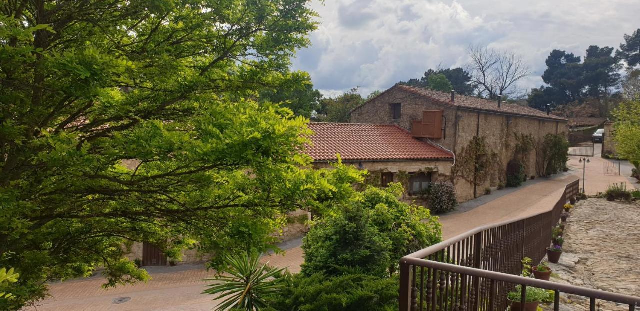Hotel Rural A Velha Fabrica Valverde del Fresno Esterno foto