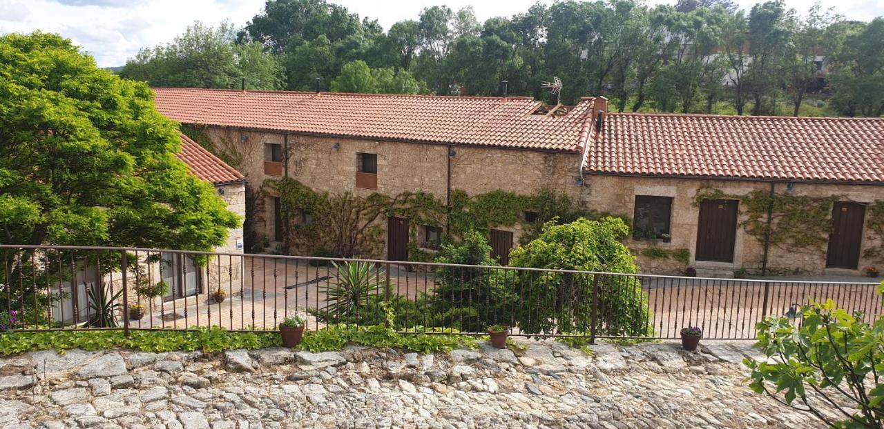 Hotel Rural A Velha Fabrica Valverde del Fresno Esterno foto