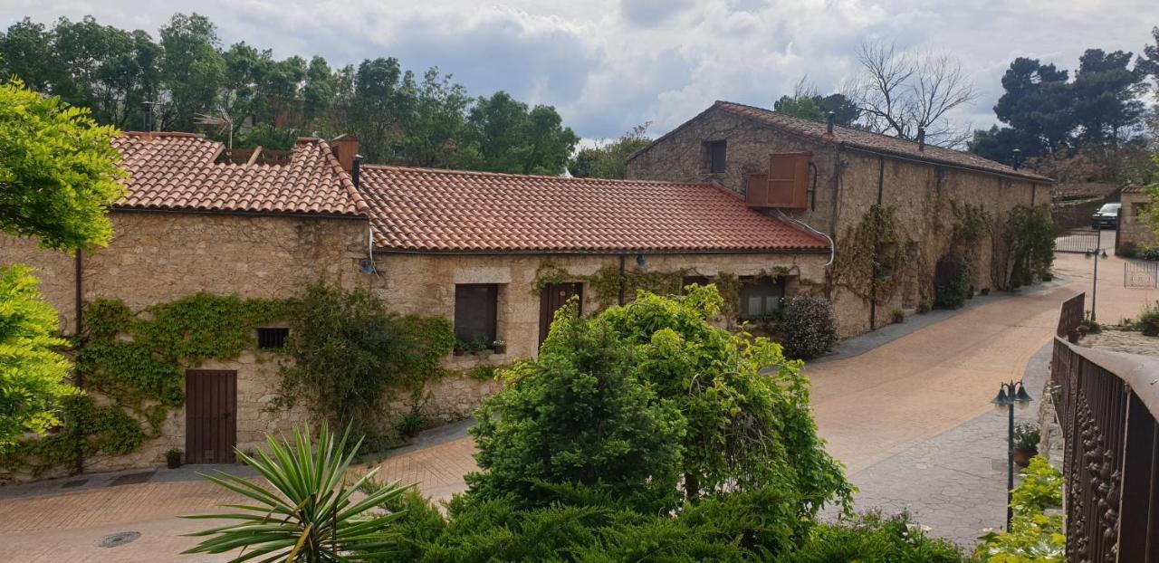 Hotel Rural A Velha Fabrica Valverde del Fresno Esterno foto
