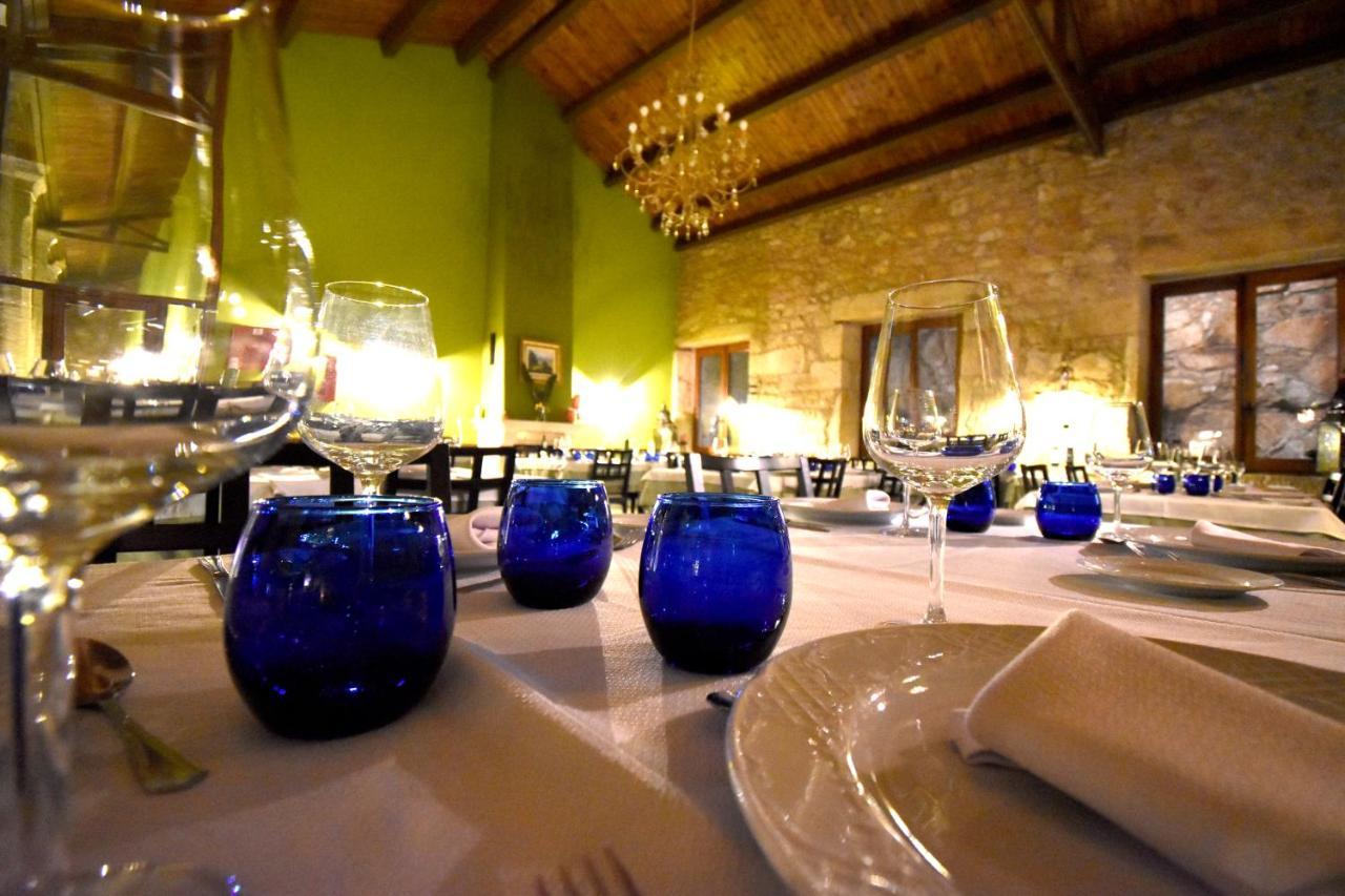 Hotel Rural A Velha Fabrica Valverde del Fresno Esterno foto